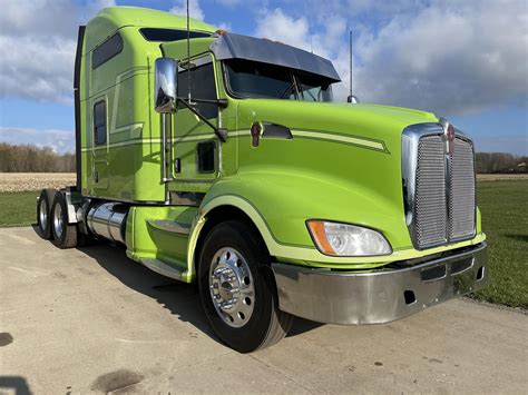 Page 1 of 2 1 2 Next > Mar 14, 2012 #1. . Kenworth t660 freon capacity